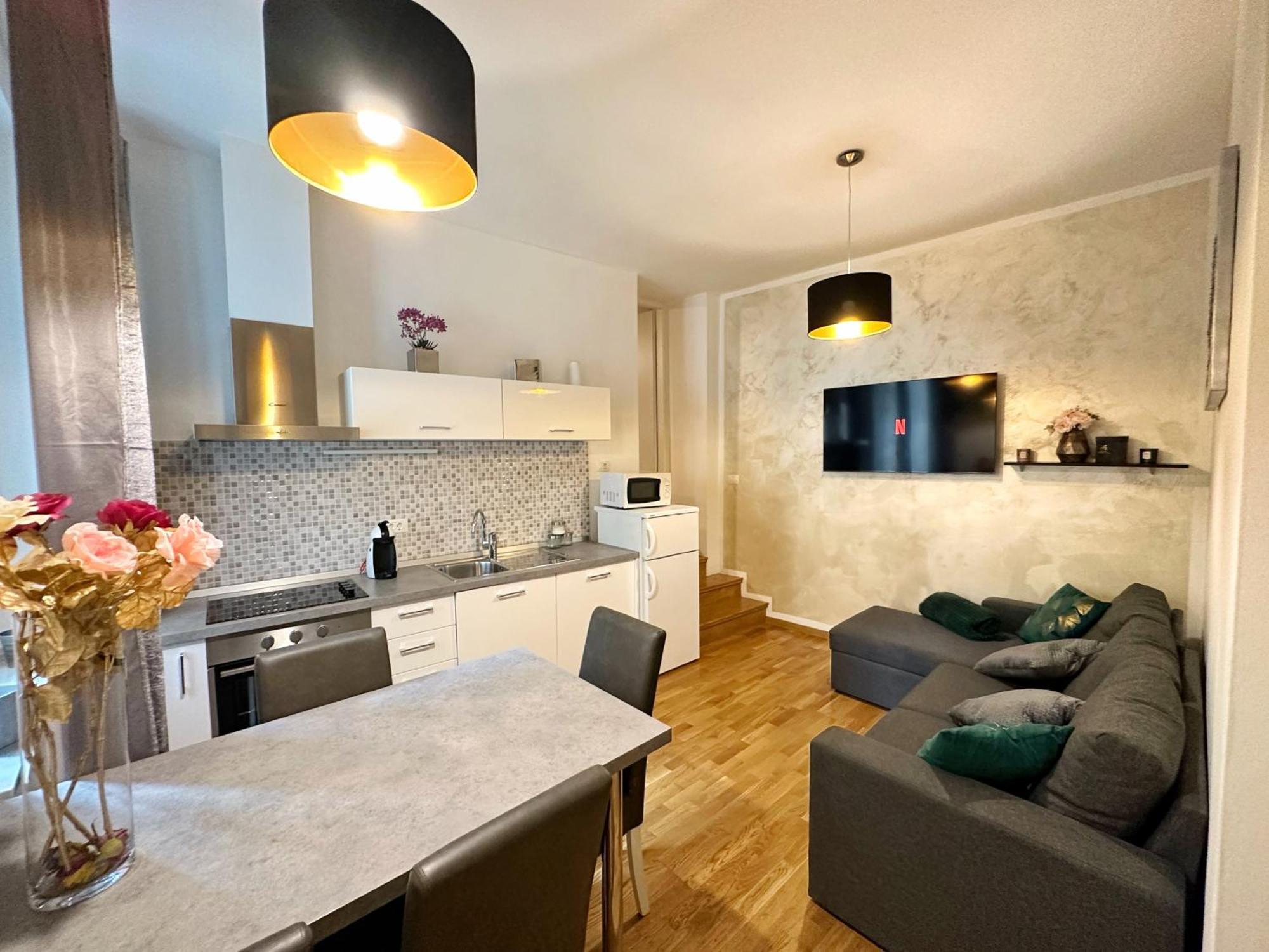 Romeo Apartments Rovigno Exterior photo